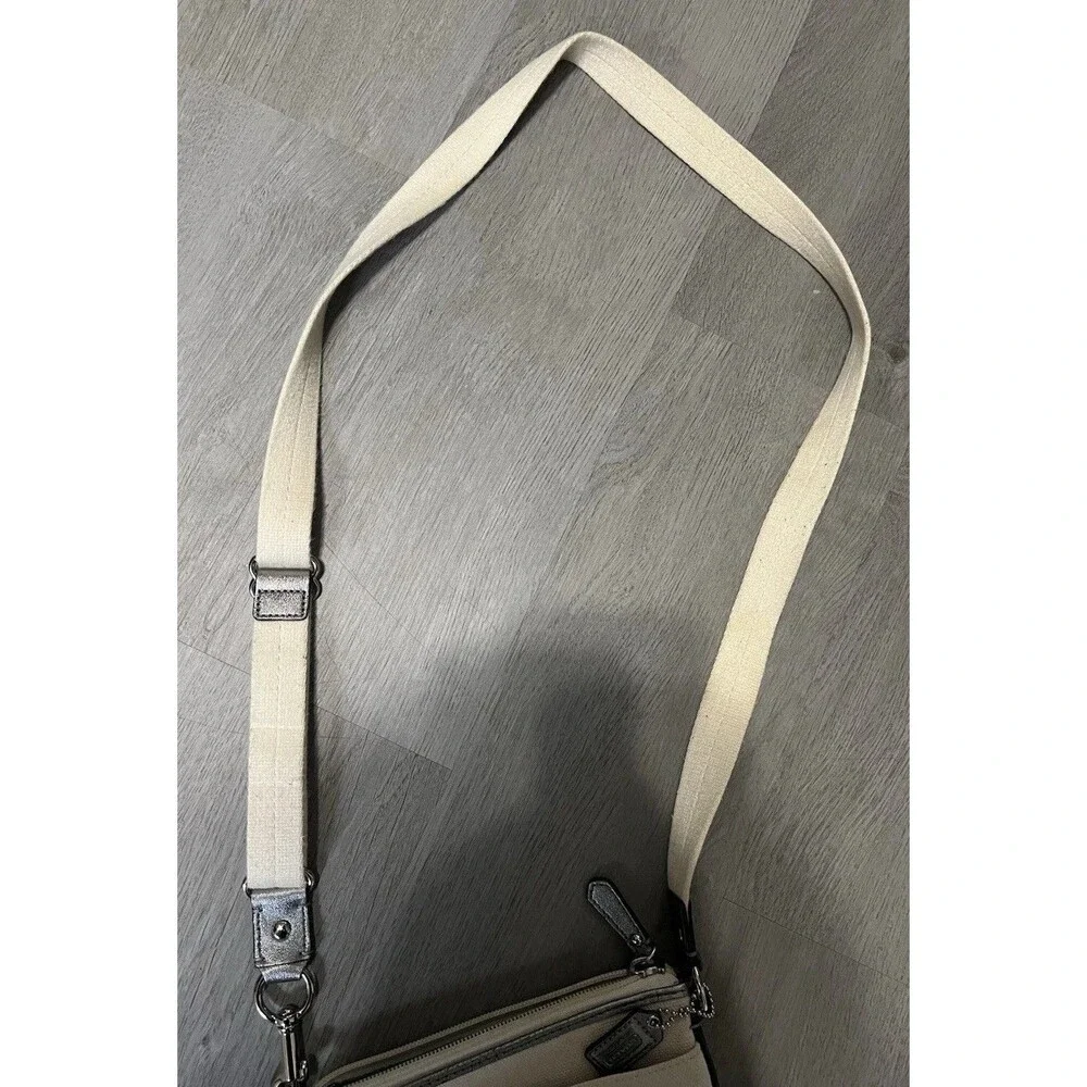 Coach Starfish Canvas Crossbody Limited Edition - Picture 8 of 9